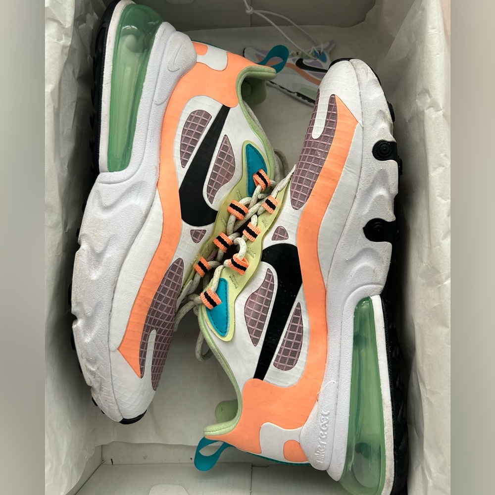 Nike Air Max 270 React s6